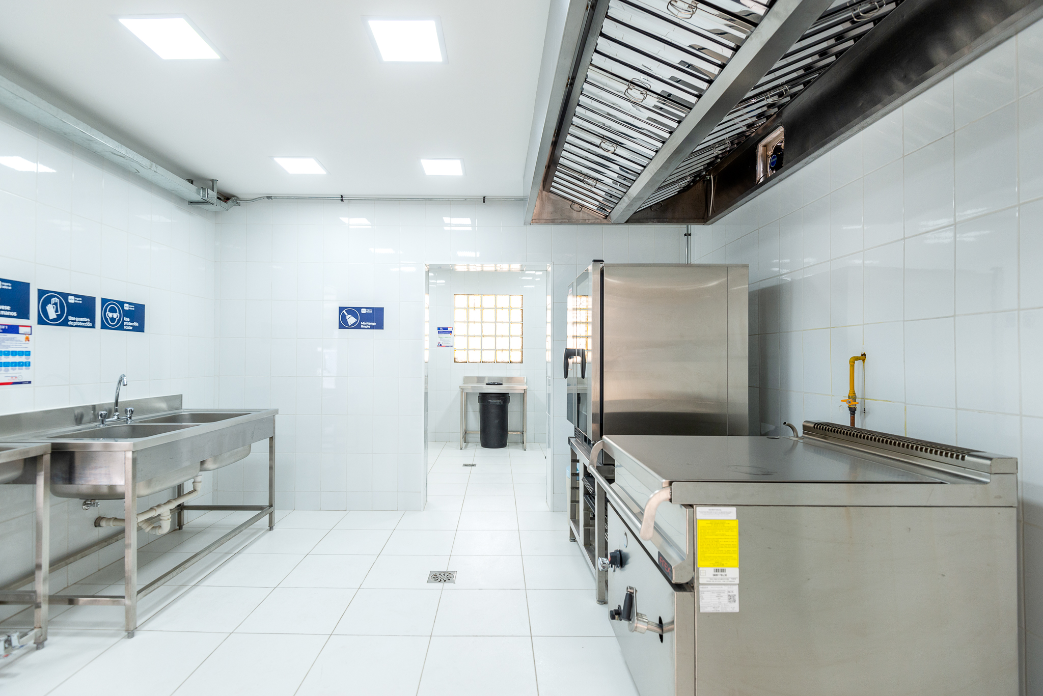 Equipamiento gastronómico CDC Santiago